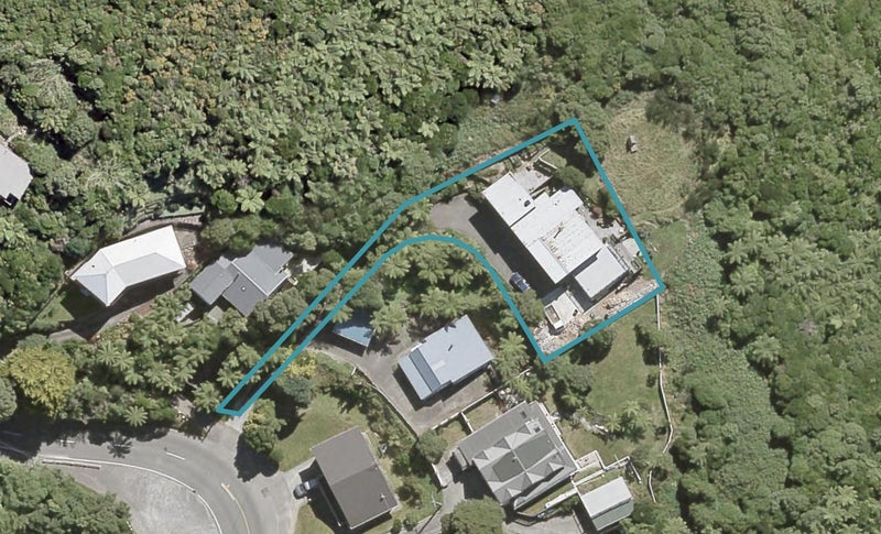 22 Akatea Road, Korokoro, Lower Hutt - Carousel 1
