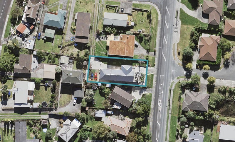 36 Makora Road, Massey, Auckland - Carousel 1
