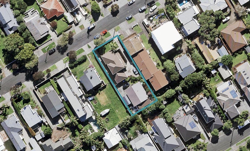1/32 St Michaels Avenue, Point Chevalier, Auckland - Carousel 1