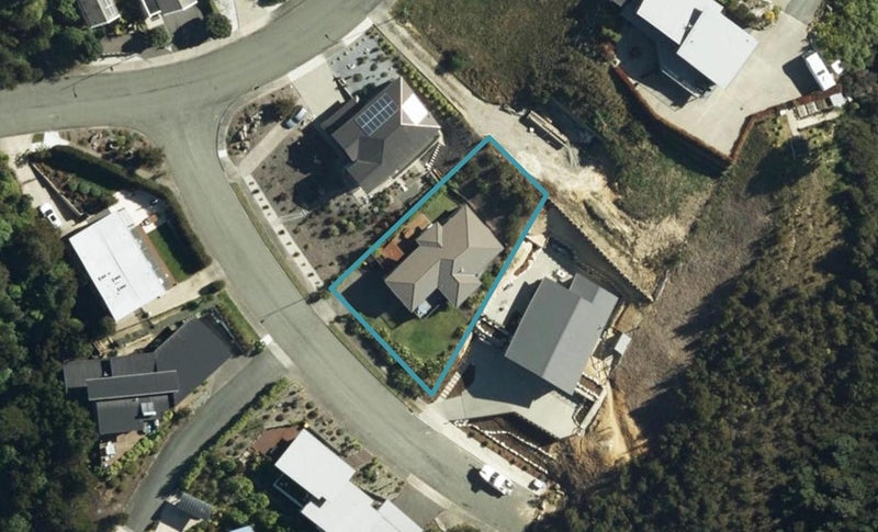 3 Wall Street, Kaiteriteri - Carousel 1
