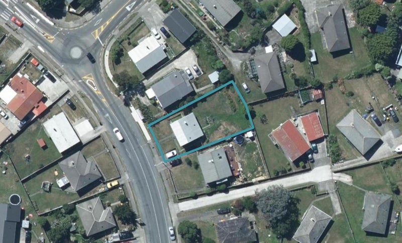 362 Warspite Avenue, Waitangirua, Porirua - Carousel 1