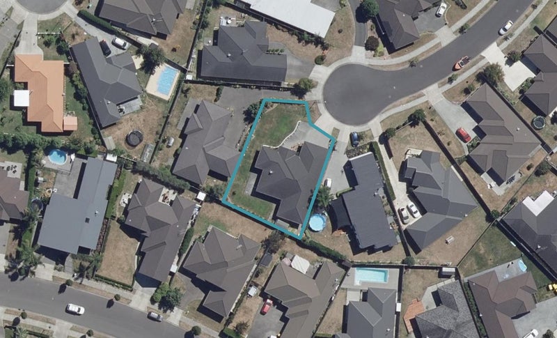 19 Cole Thomas Place, Huntington, Hamilton - Carousel 1