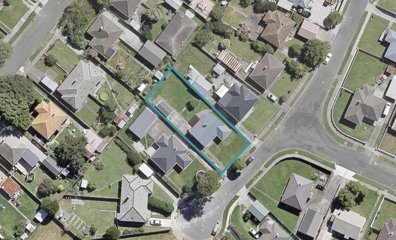 11 Barton Grove, Naenae, Lower Hutt - Carousel 1