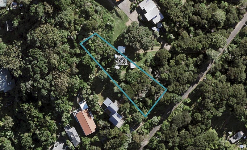 39 Albert Crescent, Ostend, Waiheke Island - Carousel 1