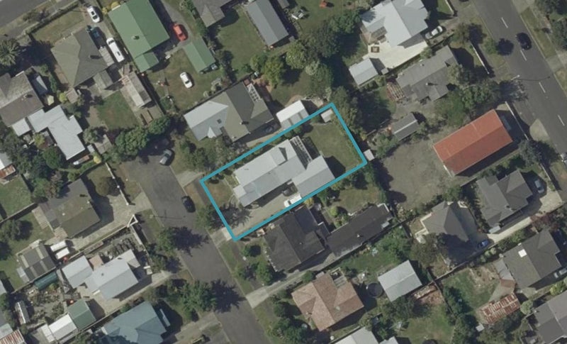3 Burns Avenue, Takaro, Palmerston North - Carousel 1