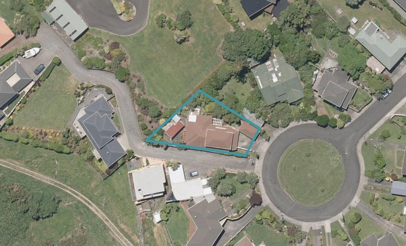 10 Tower Crescent, Durie Hill, Whanganui - Carousel 1
