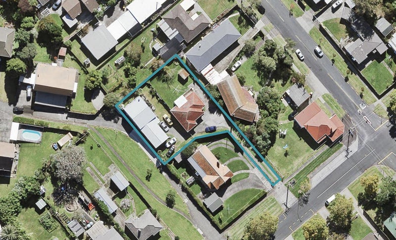 31 Seabrook Avenue, New Lynn, Auckland - Carousel 1