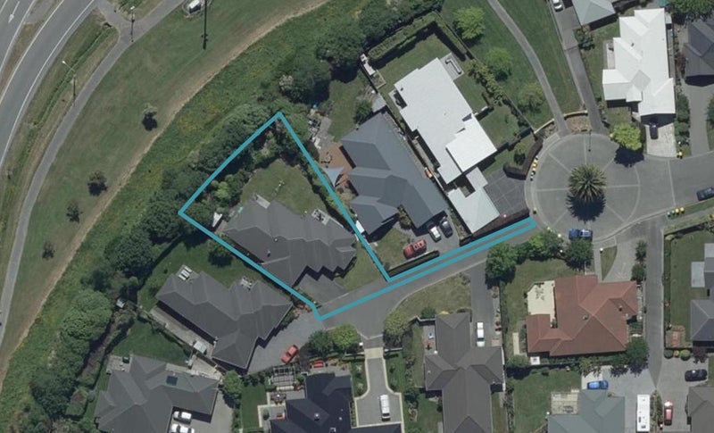 3 Havana Gardens, Shirley, Christchurch - Carousel 1