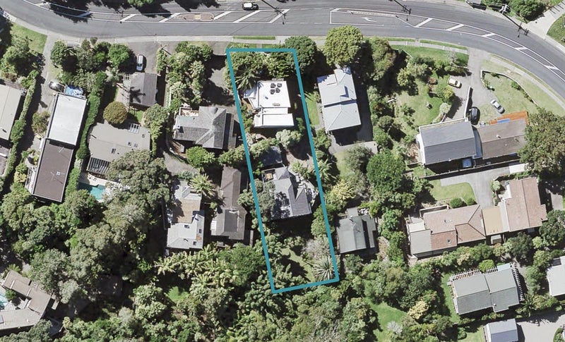 1/236 Beach Road, Campbells Bay, Auckland - Carousel 1