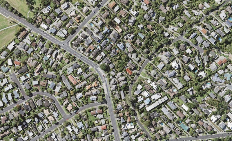 3 Tapatai Place, Castor Bay, Auckland - Carousel 1