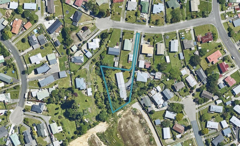 14B Garrick Place, Pukehangi, Rotorua - Carousel 1