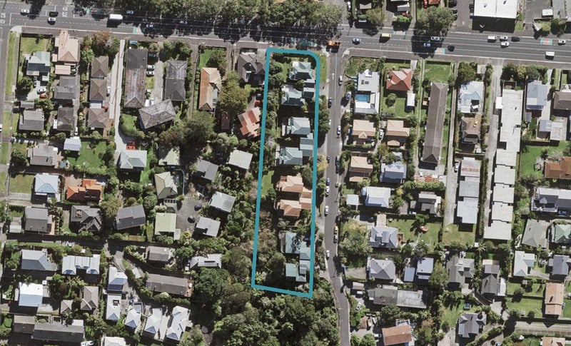 7/1 Valley Road, Northcote, Auckland - Carousel 1
