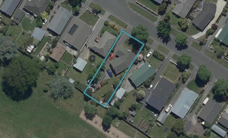 9 Saffron Street, Bryndwr, Christchurch - Carousel 1
