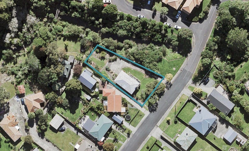 22 Westall Road, New Lynn, Auckland - Carousel 1