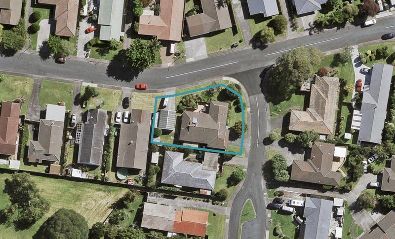 11 Ti Nana Crescent, Henderson, Auckland - Carousel 1