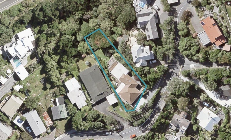 21 Howard Road, Point Howard, Lower Hutt - Carousel 1