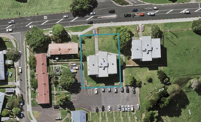 12/119 Kepa Road, Orakei, Auckland - Carousel 1