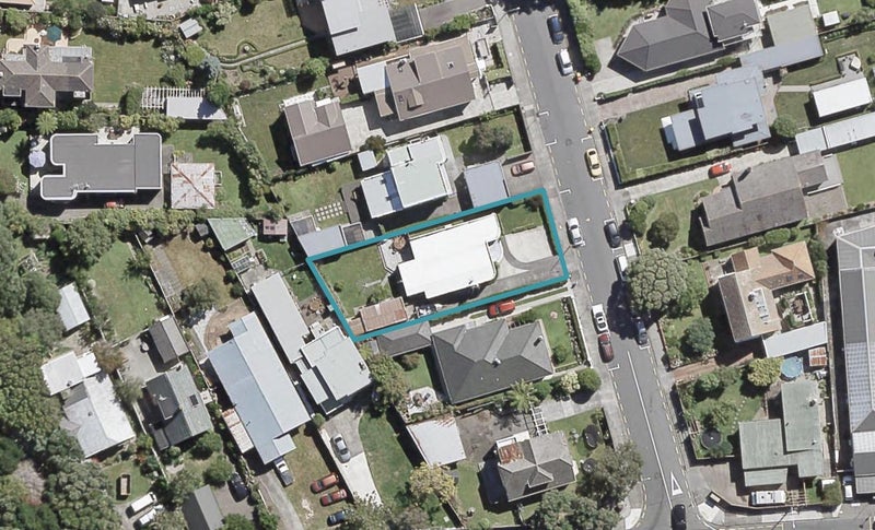 5 Military Road, Boulcott, Lower Hutt - Carousel 1