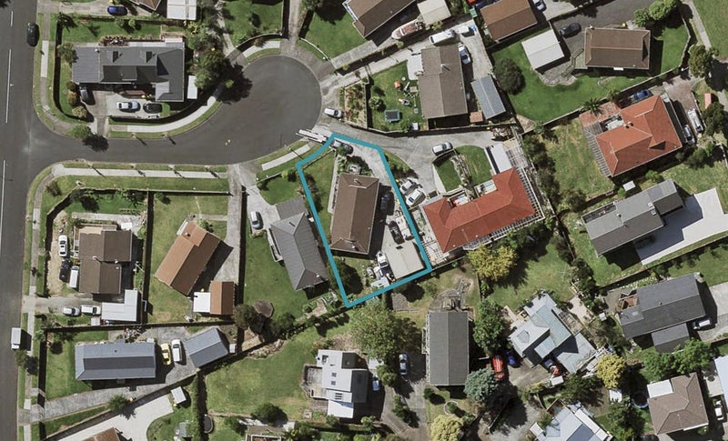 7 Kepler Place, Clover Park, Auckland - Carousel 1