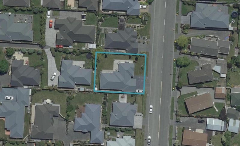 43 Grimseys Road, Redwood, Christchurch - Carousel 1