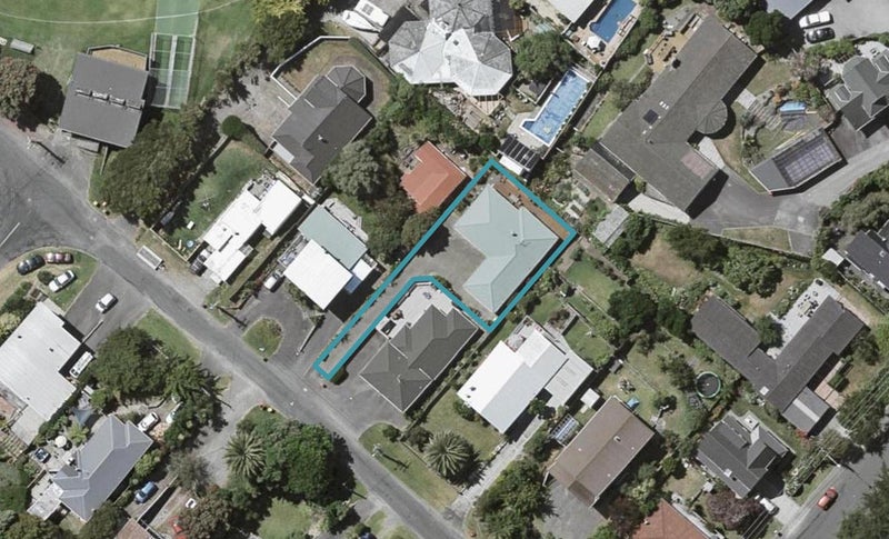 8A Whyte Street, Paraparaumu Beach, Paraparaumu - Carousel 1
