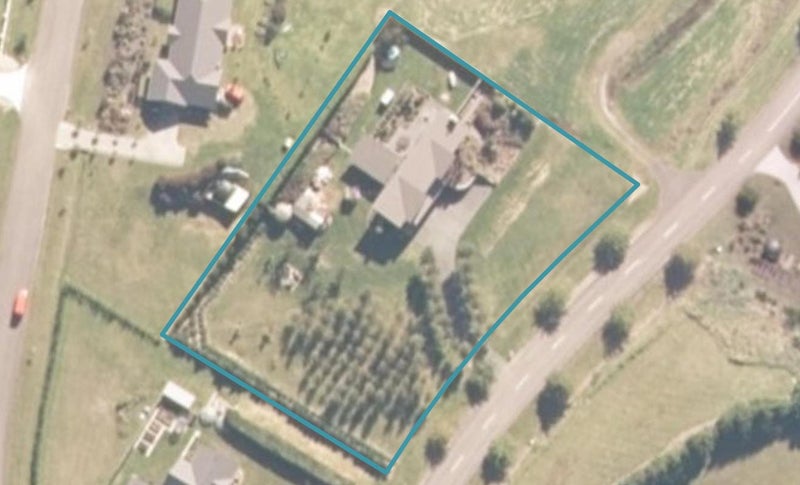 89 Loch Views Road, Acacia Bay, Taupo - Carousel 1