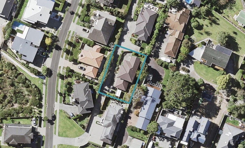 1B Tranquility Rise, Mellons Bay, Auckland - Carousel 1