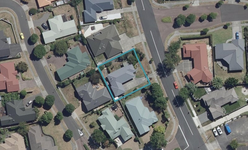 11 Cate Road, Rototuna, Hamilton - Carousel 1