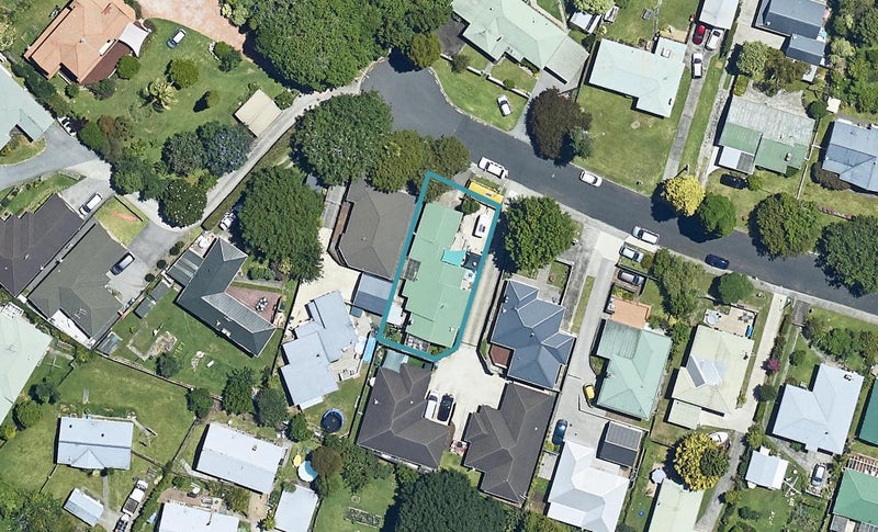 42A Robins Road, Judea, Tauranga - Carousel 1