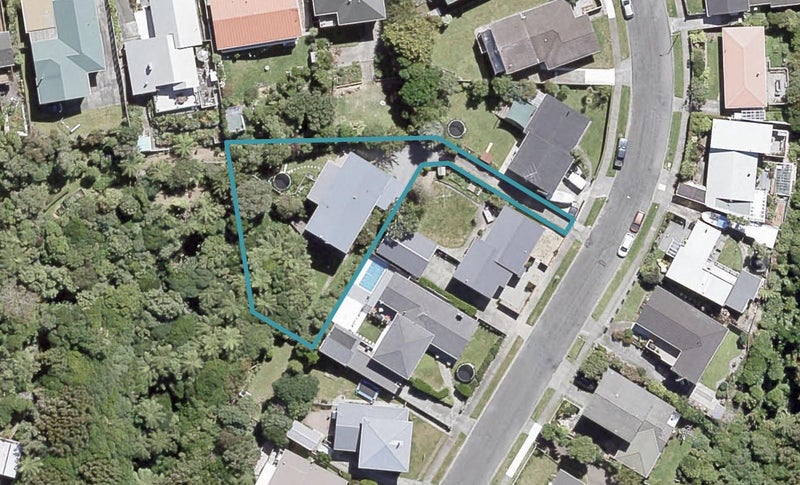 23 Laurel Grove, Maungaraki, Lower Hutt - Carousel 1
