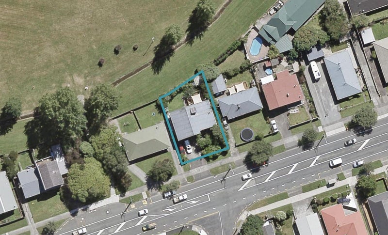 1125 Fergusson Drive, Clouston Park, Upper Hutt - Carousel 1