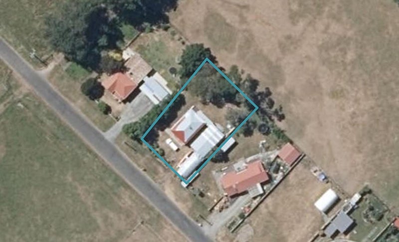 38 Karaka Street, Tokomaru, Palmerston North - Carousel 1