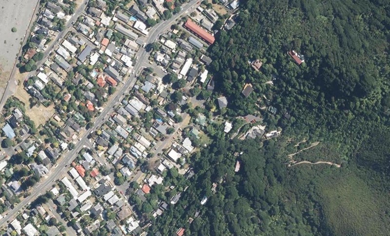 26 Mahoe Street, Eastbourne, Lower Hutt - Carousel 1