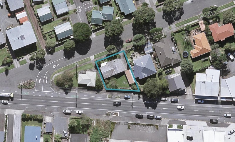 71 Whiteley Street, Moturoa, New Plymouth - Carousel 1