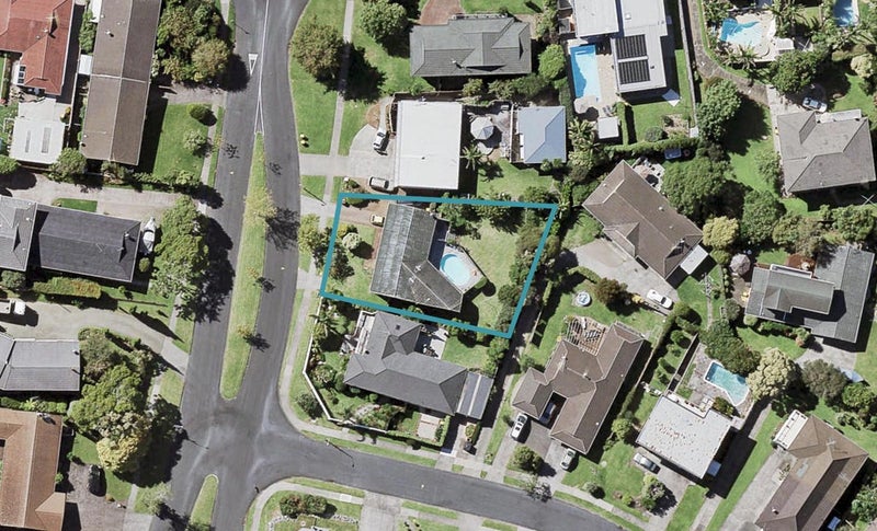 13 Belmere Rise, Farm Cove, Auckland - Carousel 1