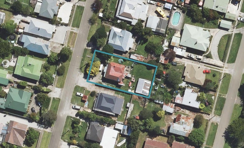 12 Parau Street, Kaiti, Gisborne - Carousel 1