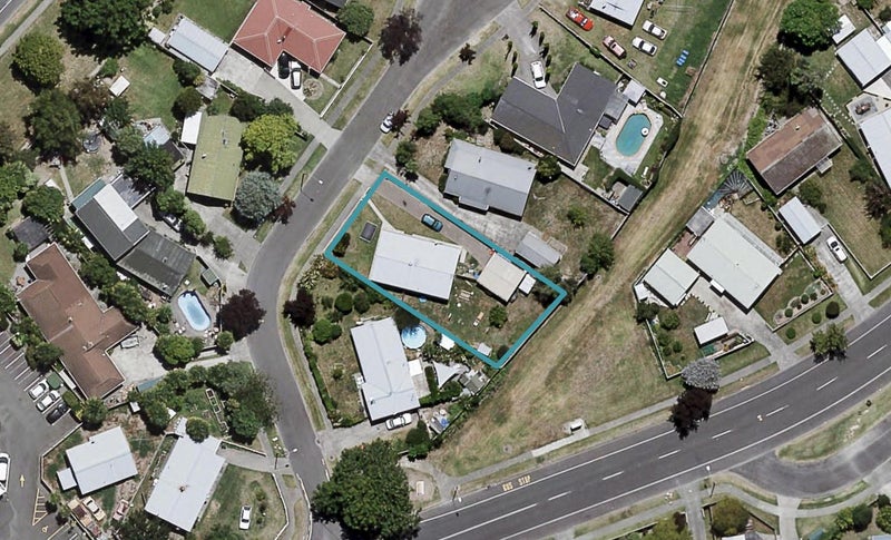 4 Cormack Place, Greenmeadows, Napier - Carousel 1