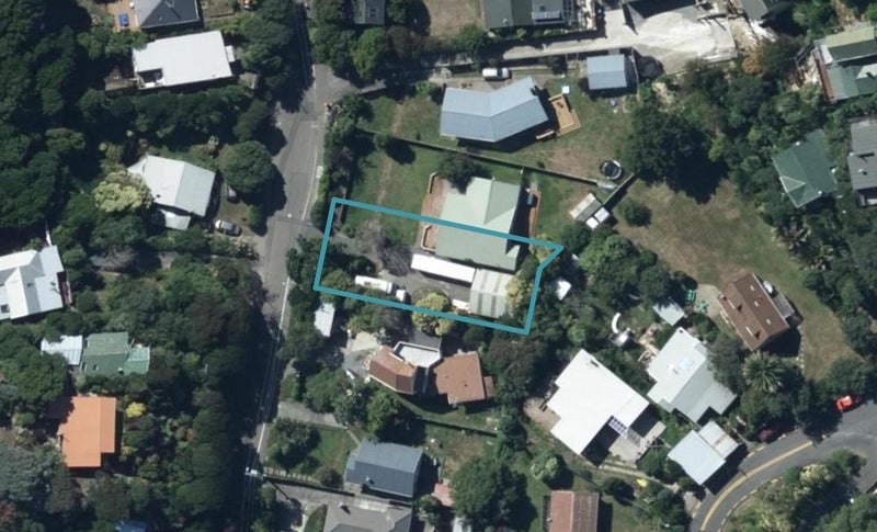70 Airlie Road, Plimmerton, Porirua - Carousel 1