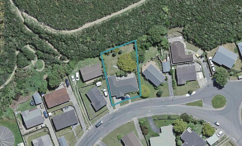 109 Montgomery Avenue, Karori, Wellington - Carousel 1