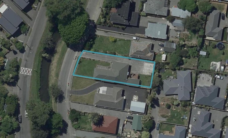 18 Riverlaw Terrace, Saint Martins, Christchurch - Carousel 1