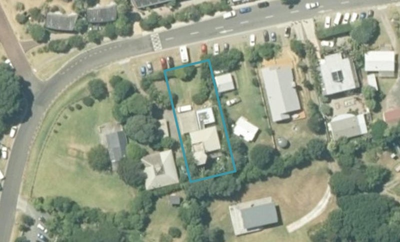 16 Pye Place, Hot Water Beach, Whitianga - Carousel 1