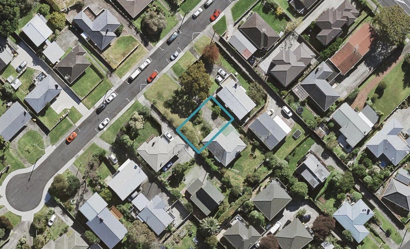 6B Raeben Avenue, Hillcrest, Auckland - Carousel 1