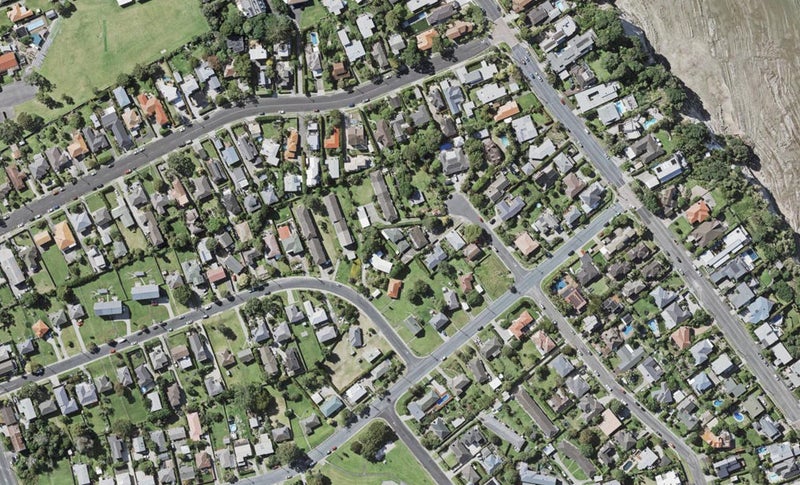 2/51 Merani Street, Belmont, Auckland - Carousel 1