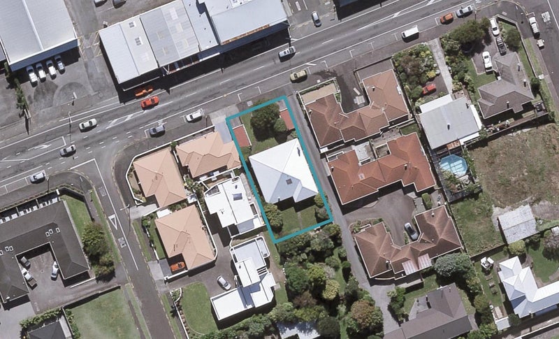 474 Devon Street East, Strandon, New Plymouth - Carousel 1