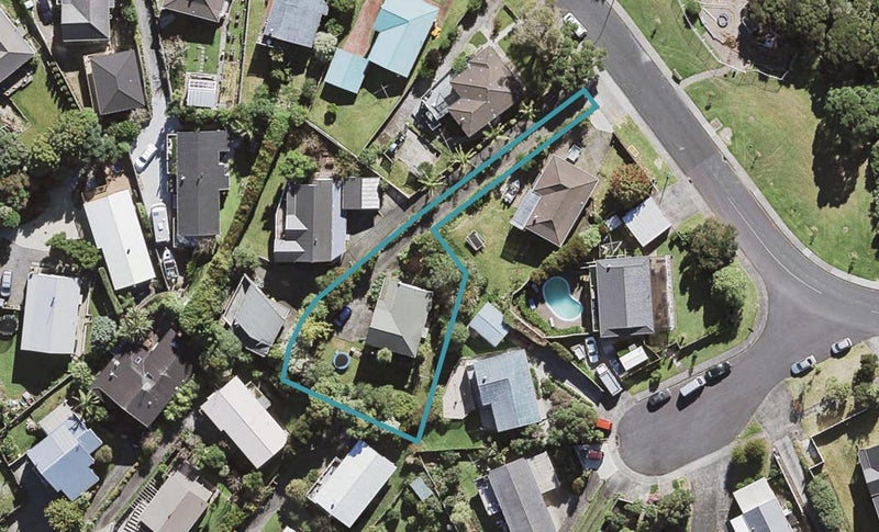 34 Pemberton Avenue, Bayview, Auckland - Carousel 1