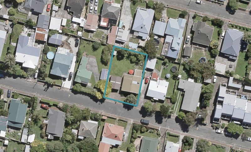 11 Valentine Street, Alicetown, Lower Hutt - Carousel 1