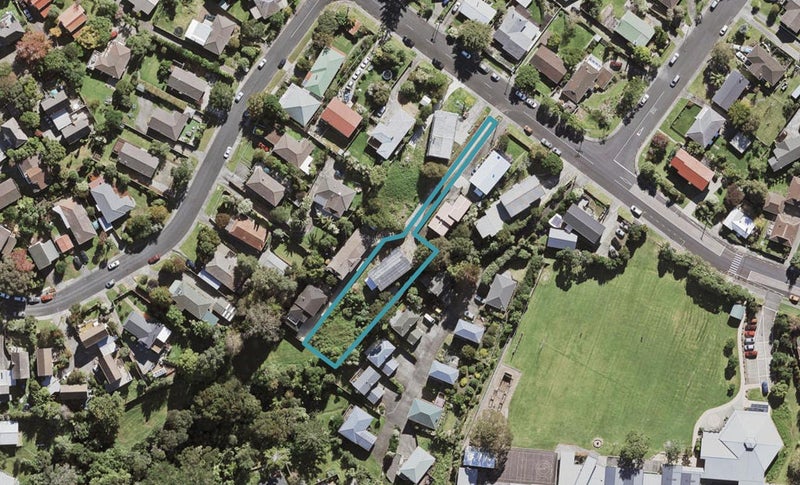 72 Seaview Road, Glenfield, Auckland - Carousel 1
