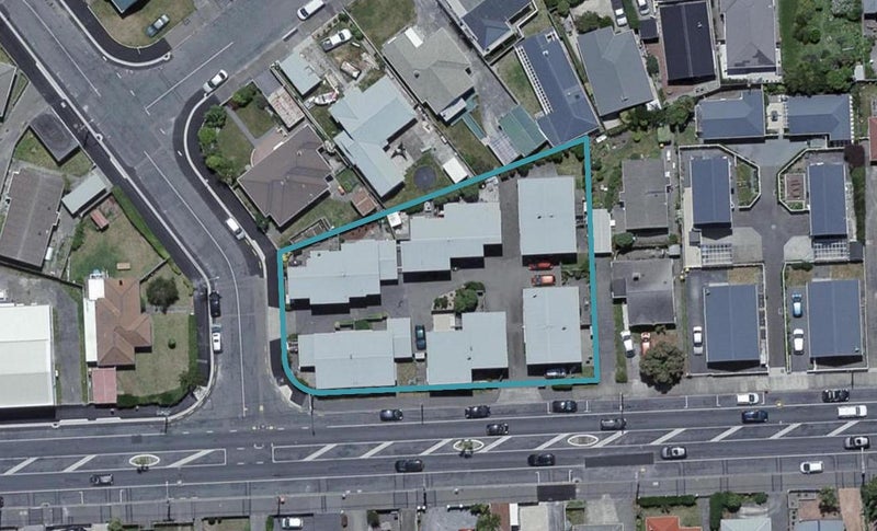 12/389 Broadway, Miramar, Wellington - Carousel 1