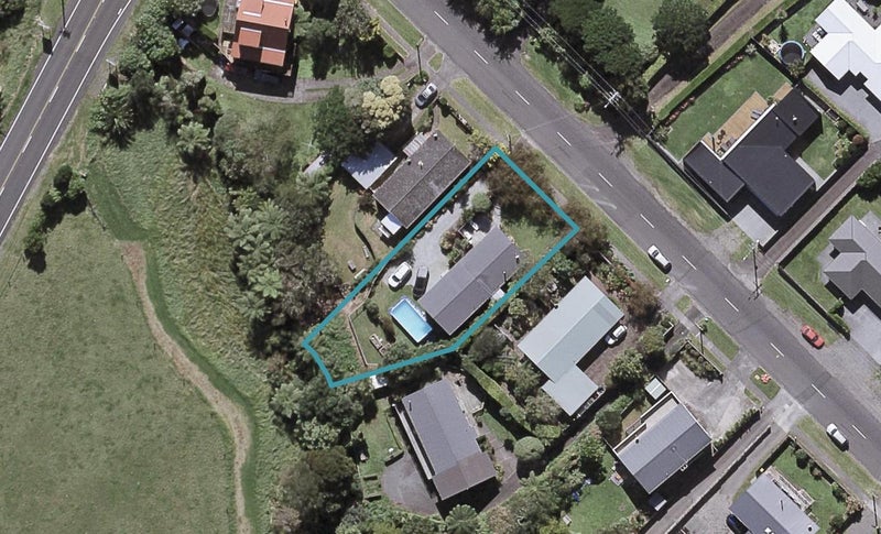 106 Wairau Road, Oakura, Oakura - Carousel 1