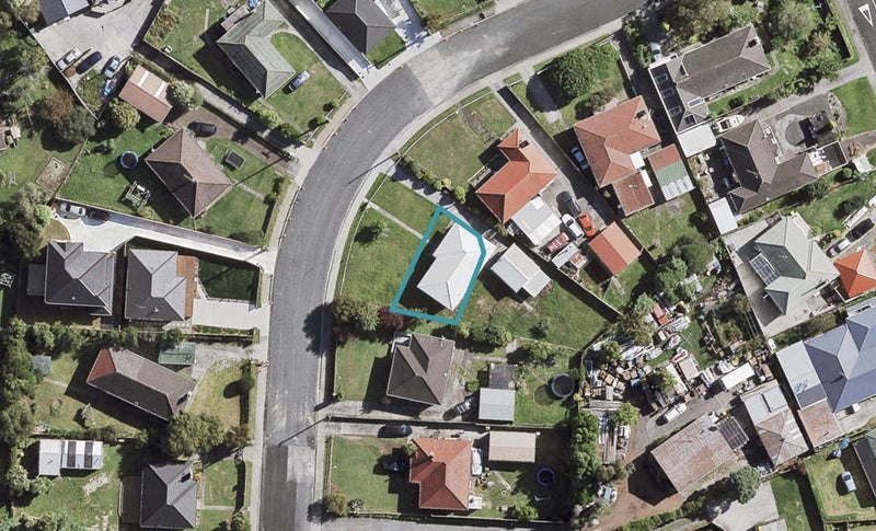 11 Ellen Street, Manurewa East, Auckland - Carousel 1